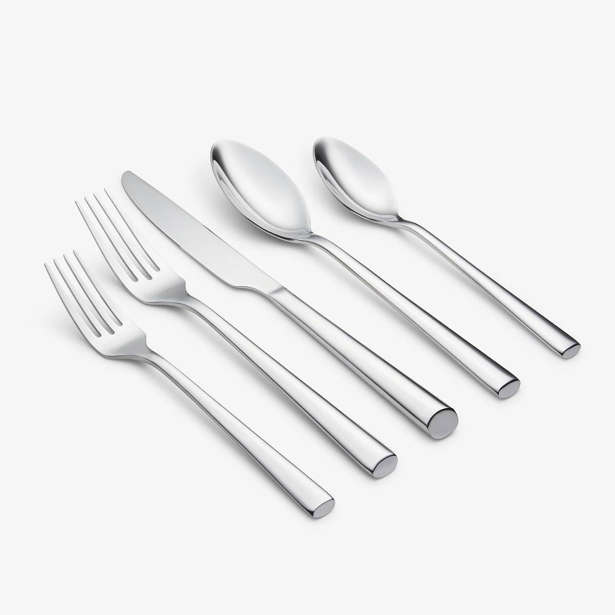 Member Drop: Emilia Mirror 20-Piece Flatware Set | Italic