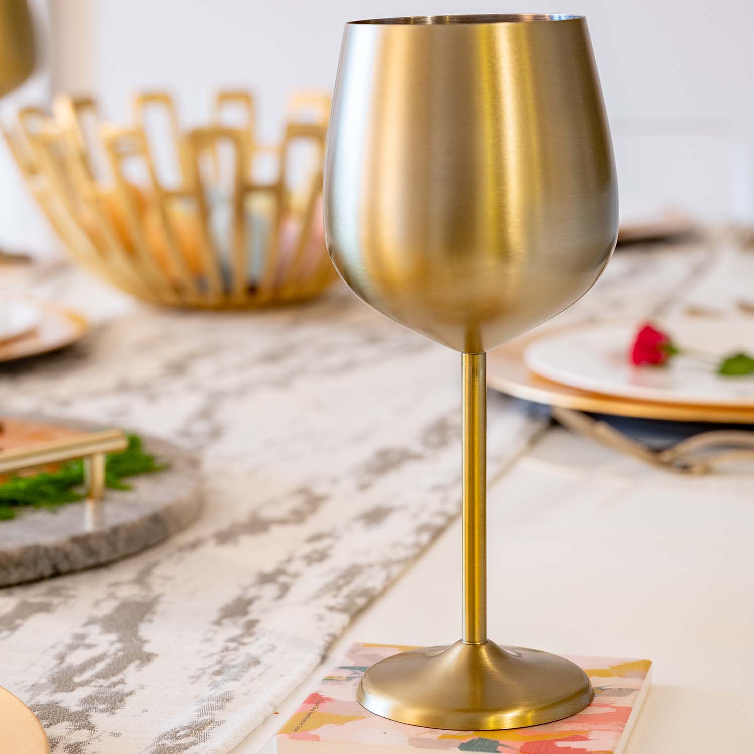 18 Oz Gold Stainless Wine Glasses, Set of 4 – Cambridge Silversmiths®