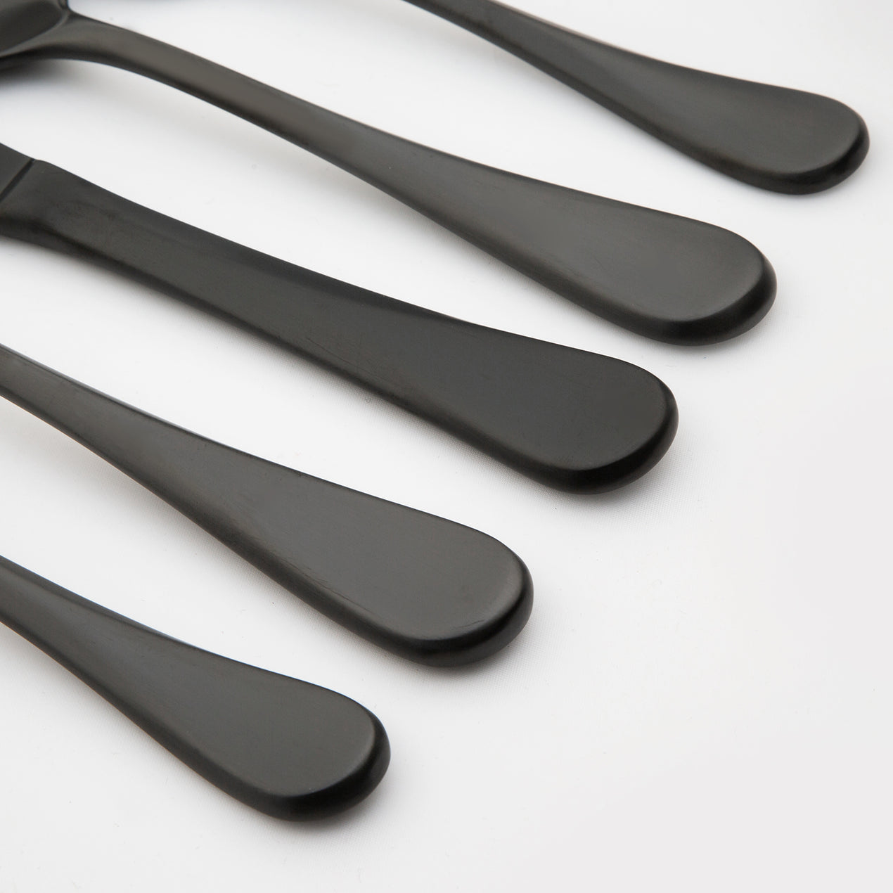 SHARECOOK matte black silverware set, satin finish 20-piece stainless steel flatware  set,kitchen utensil set